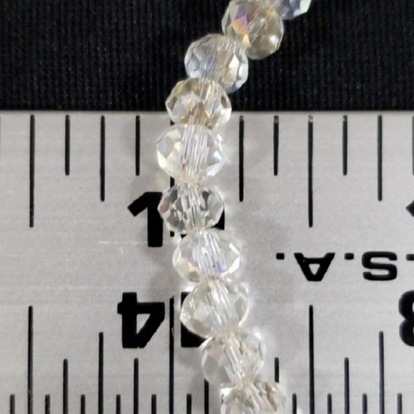 CRYSTAL WHITE AND BLUE BEAD STRETCH BRACELET HANDMADE - Picture 5 of 6